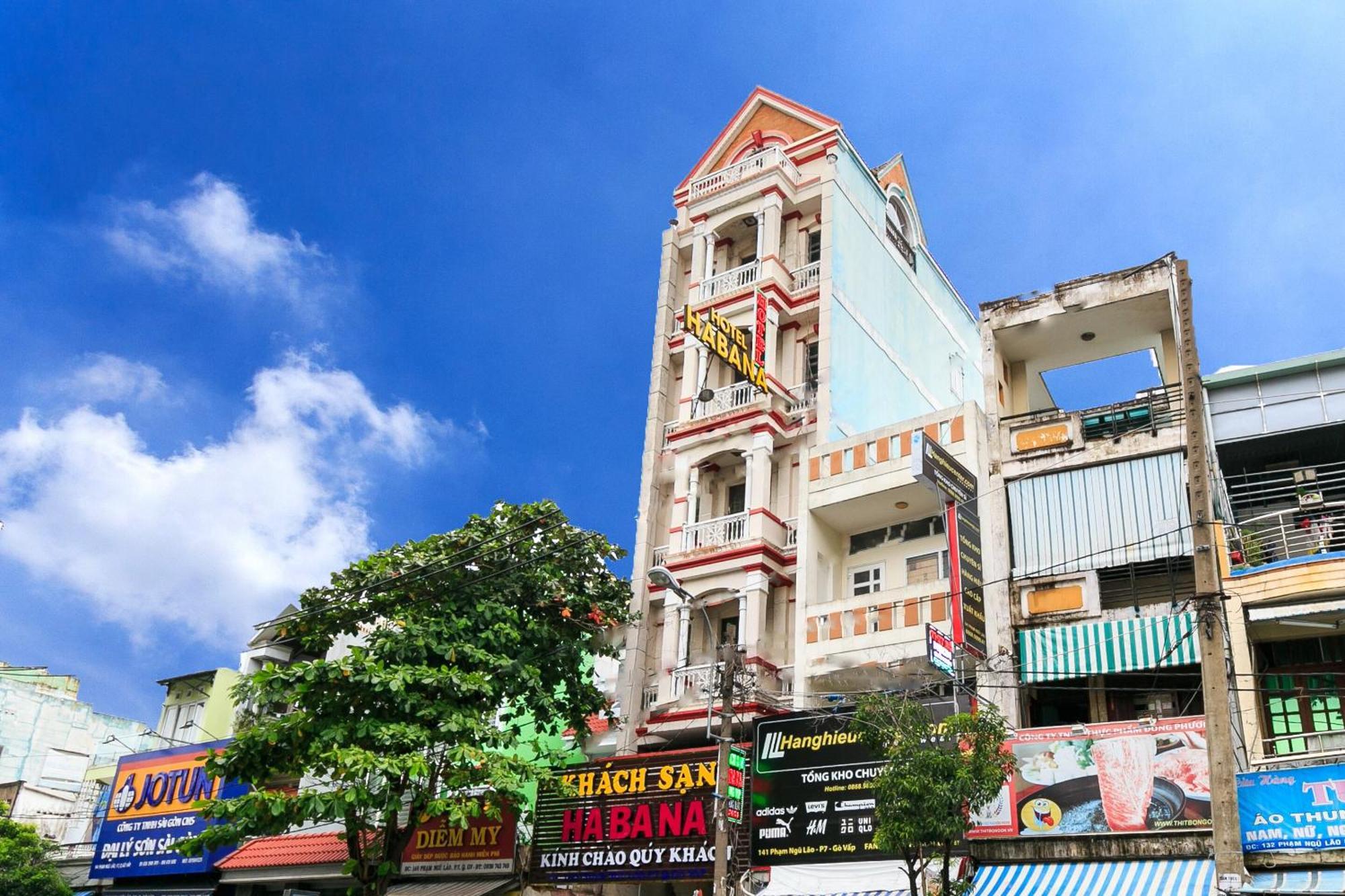 Oyo 373 Habana Hotel Хошимін Екстер'єр фото